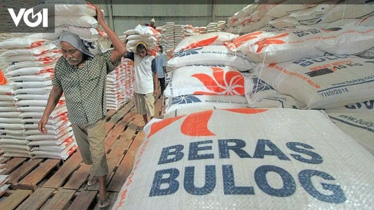 مخزونات الأرز في آتشيه وسومطرة ترتفع لمواجهة الفيضانات الممتدة